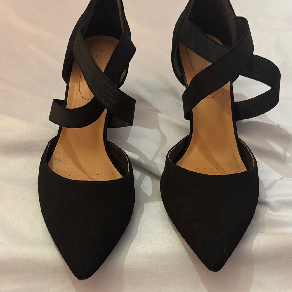 Chic Black Strappy Heels for Women
